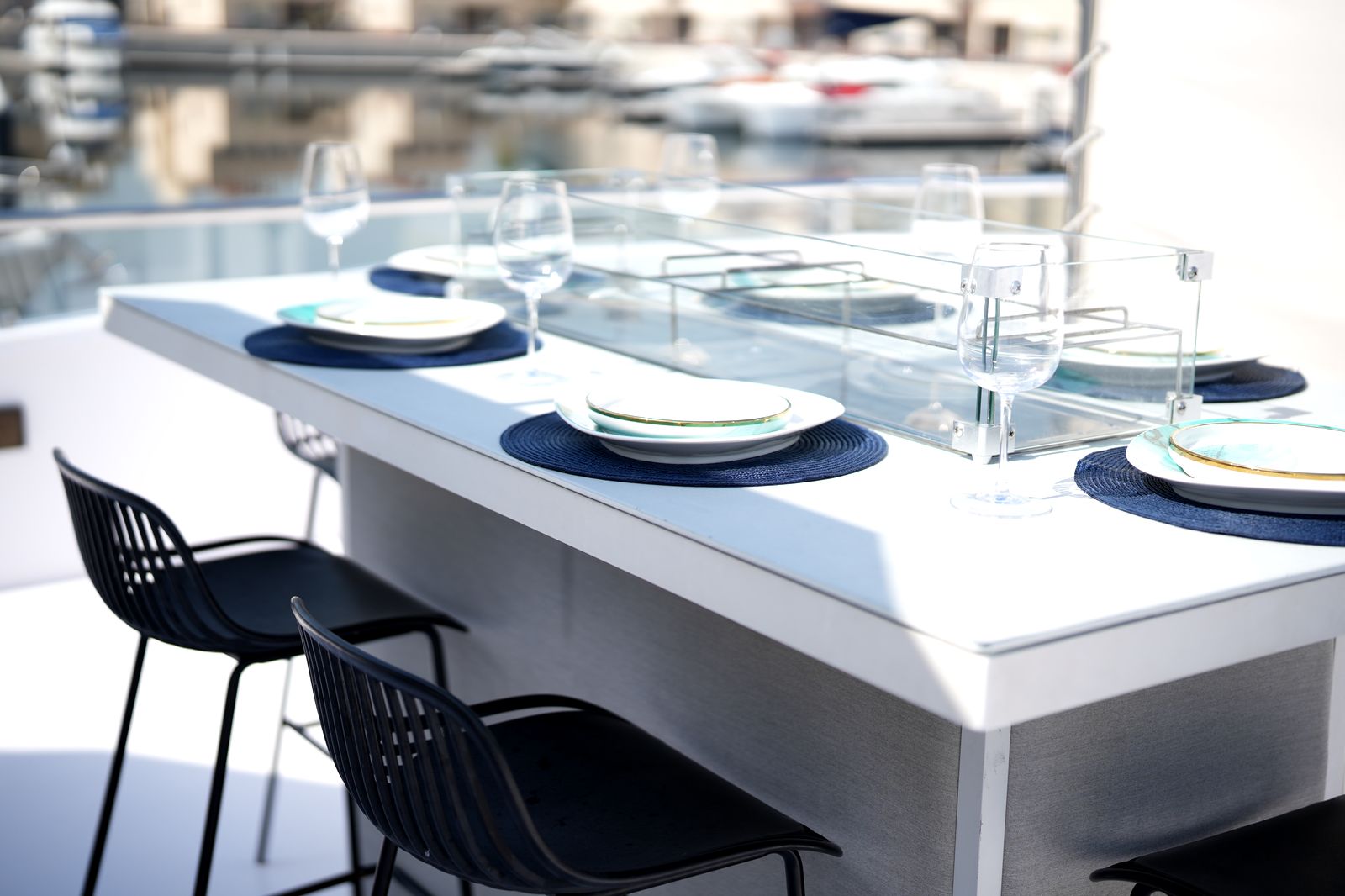 30-Person Private Boat – Luxury Experience